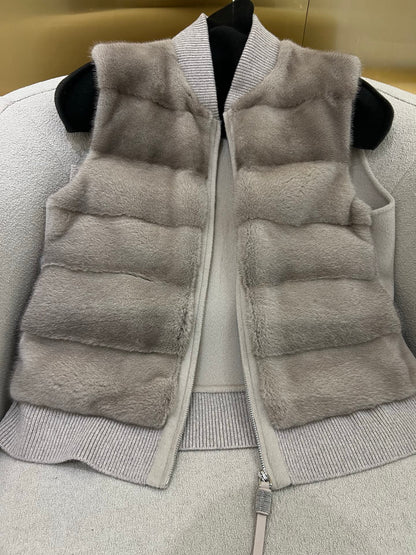 Bru 25 Noble and luxurious mink vest