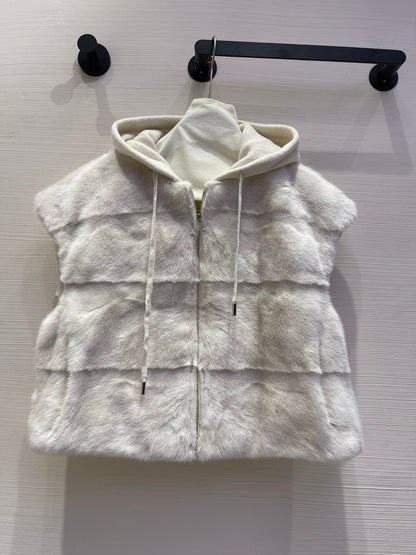 lor 25 Mink cashmere hooded vest
