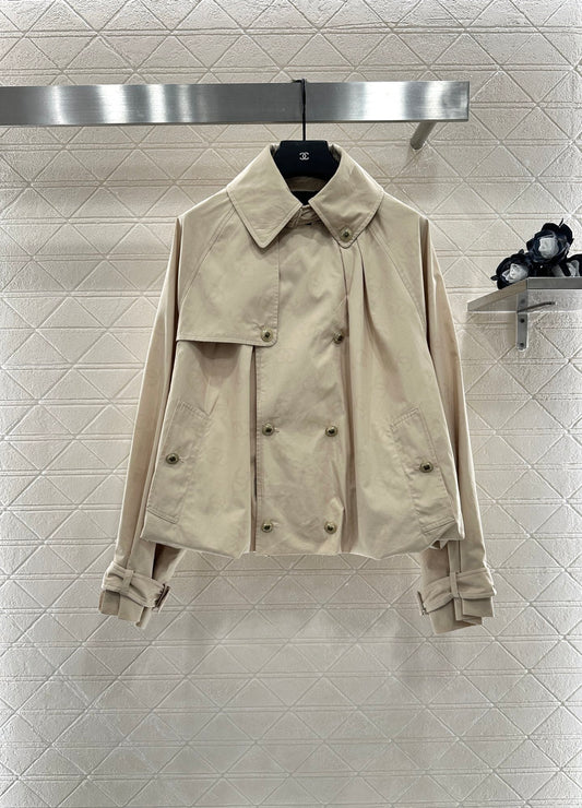 C 25 Short trench coat