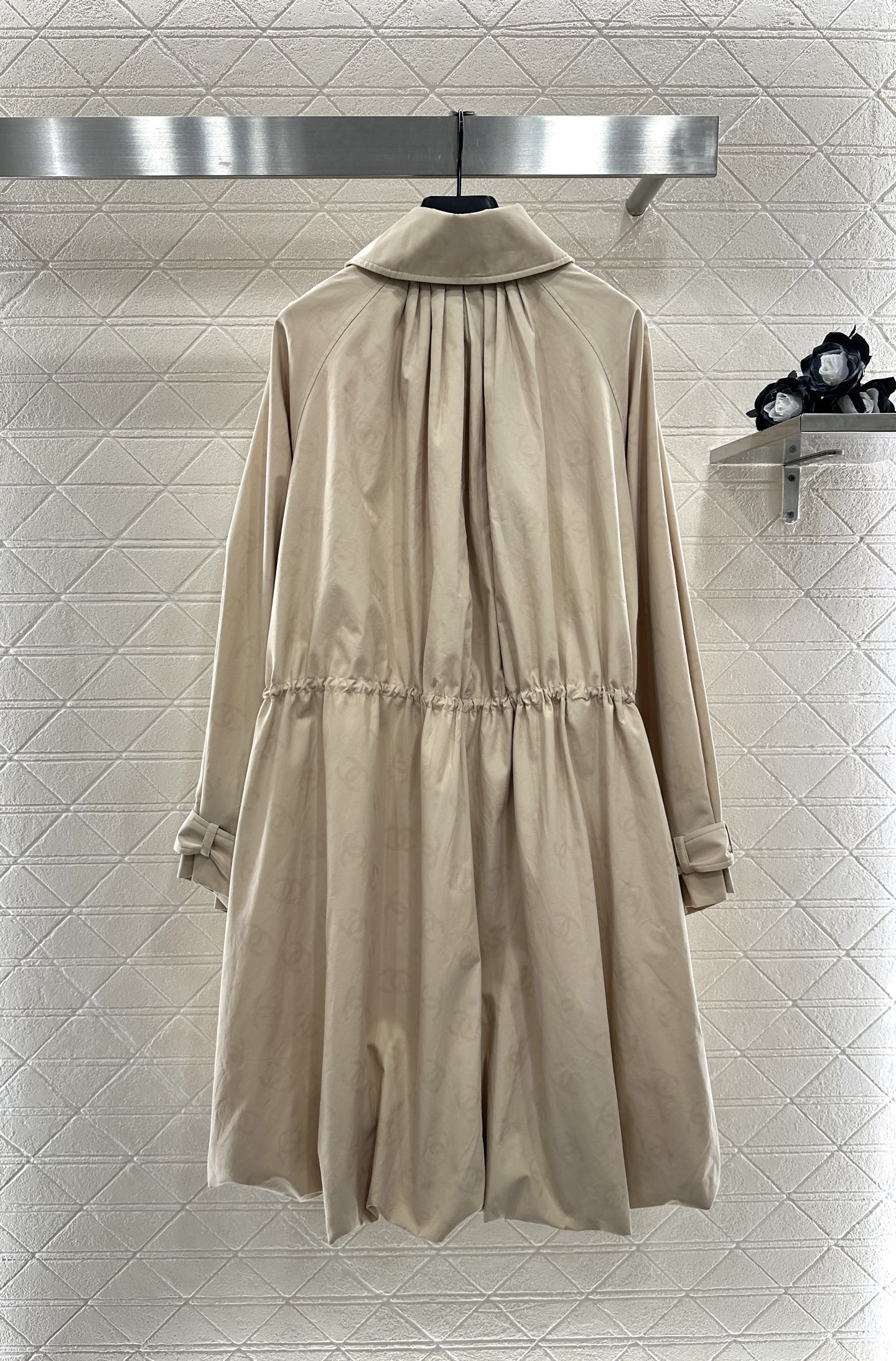 C 25 Long trench coat