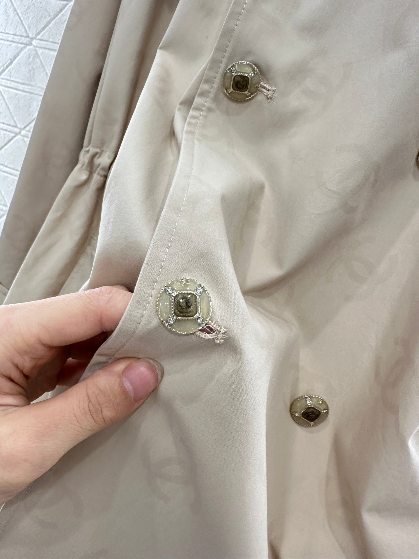 C 25 Long trench coat