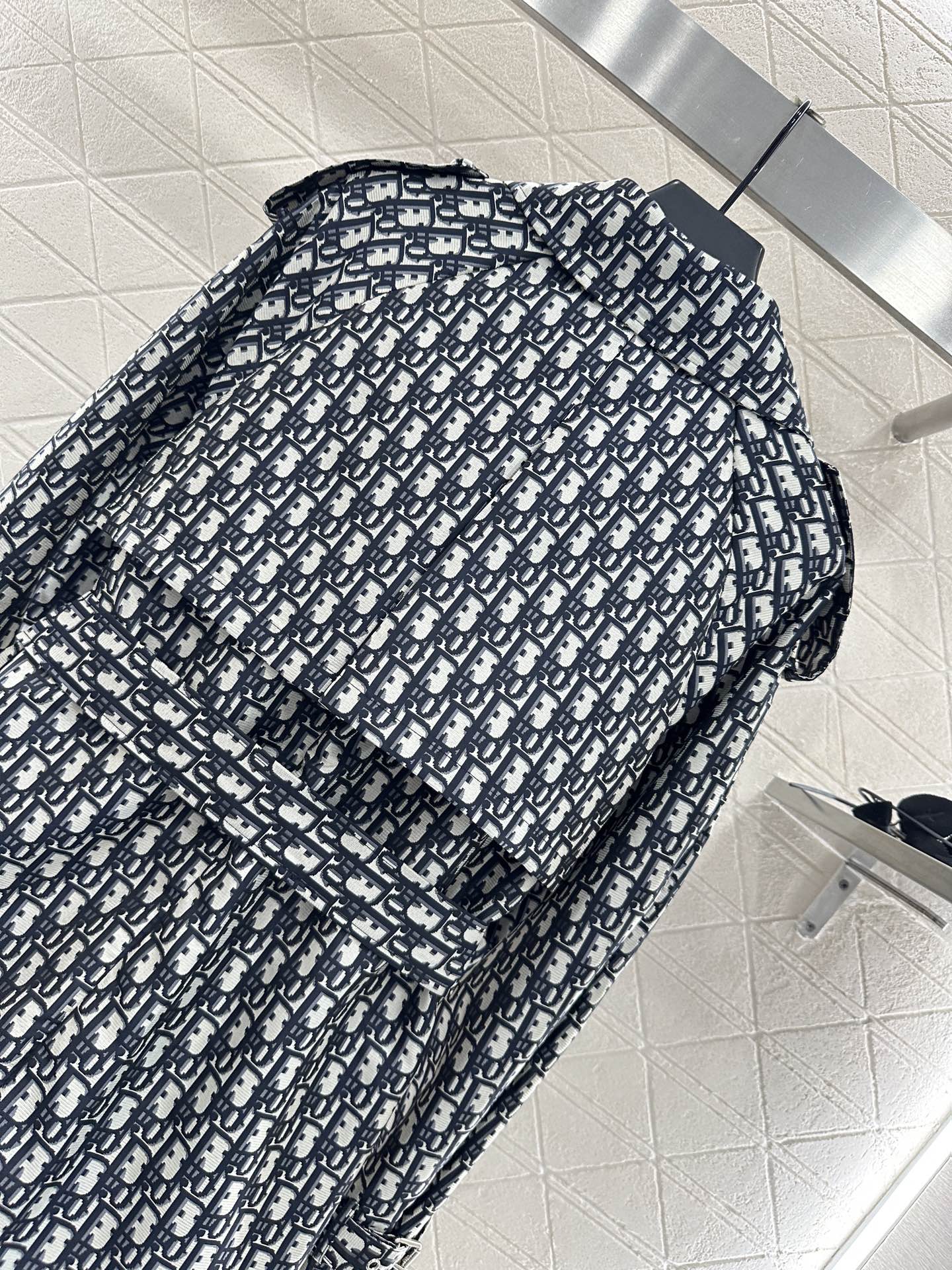 DI 25 jacquard cape double-breasted trench coat