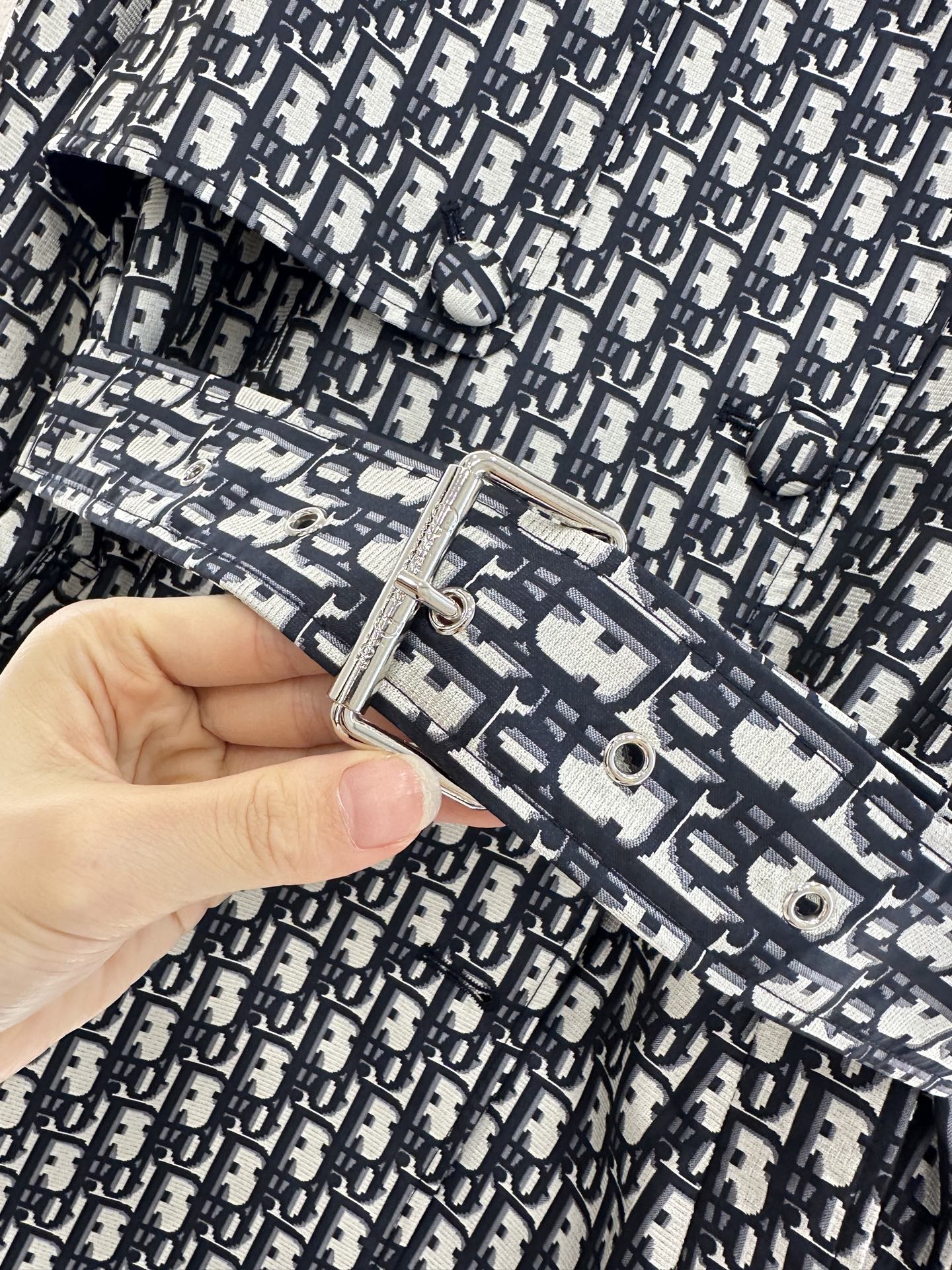 DI 25 jacquard cape double-breasted trench coat