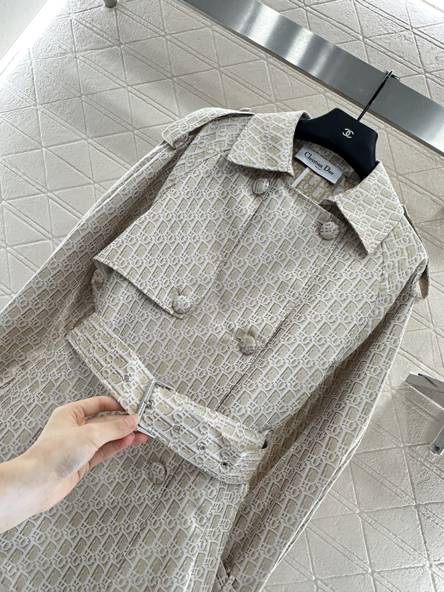DI 25 jacquard cape double-breasted trench coat