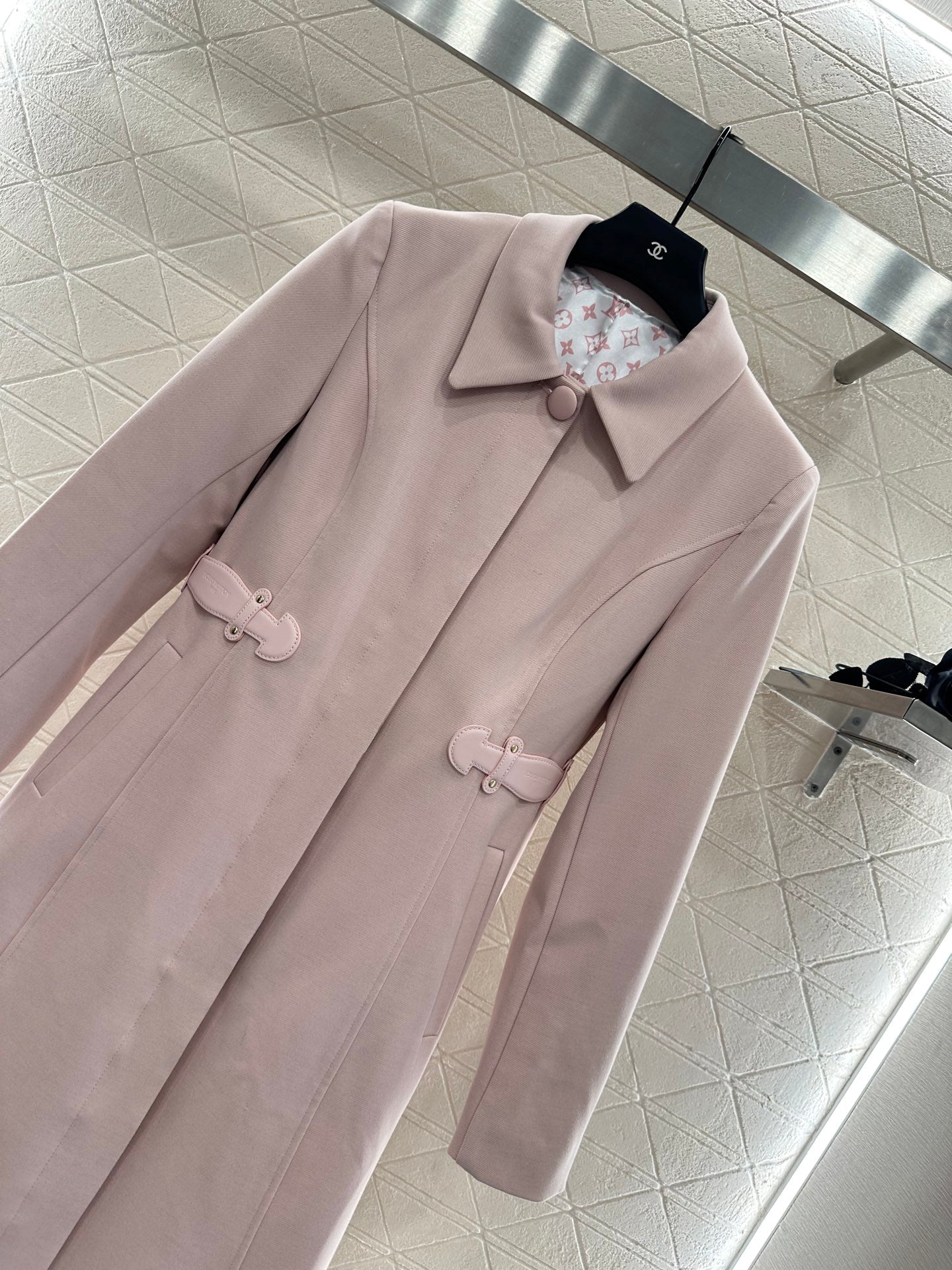 L 25 Lapel Coat