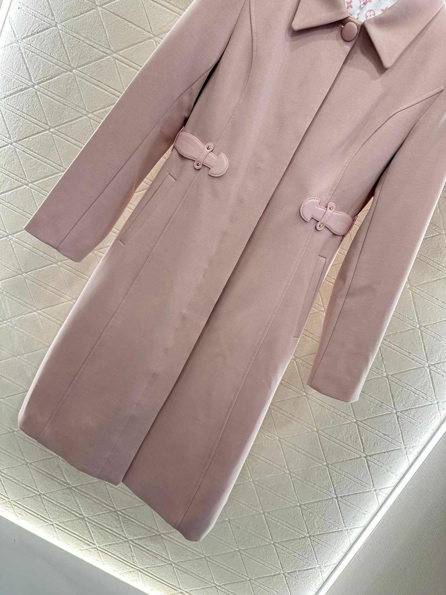 L 25 Lapel Coat