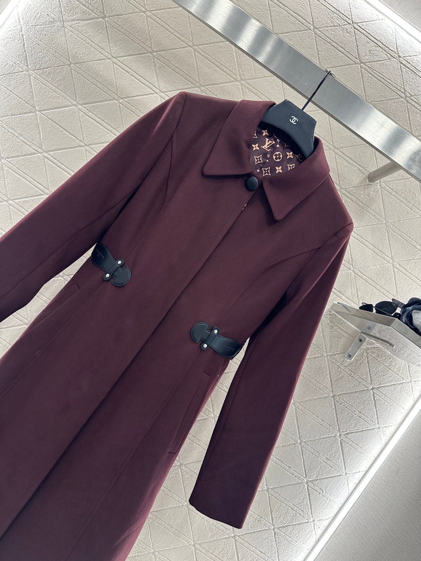 L 25 Lapel Coat