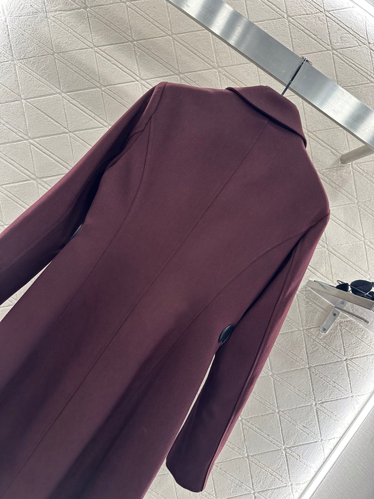 L 25 Lapel Coat