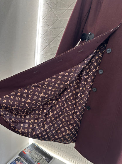L 25 Lapel Coat