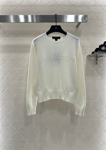 L 25 Beaded letter knitted long sleeves