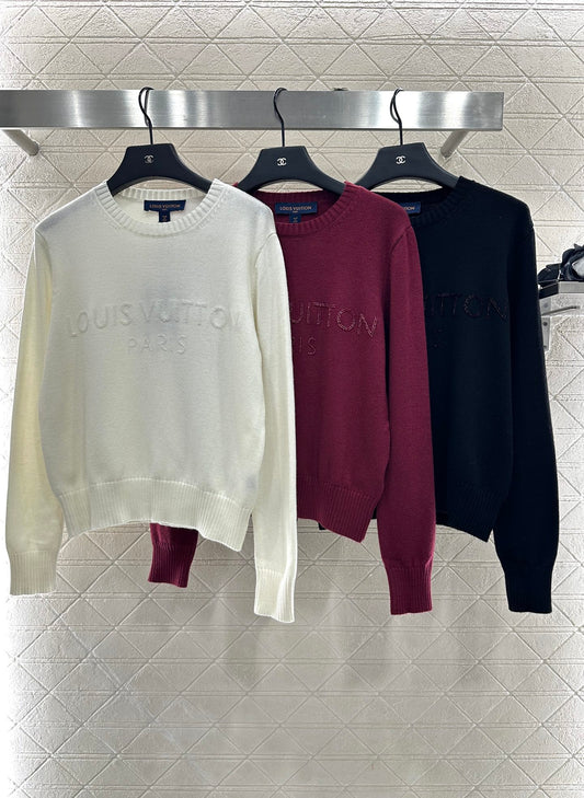 L 25 Beaded letter knitted long sleeves
