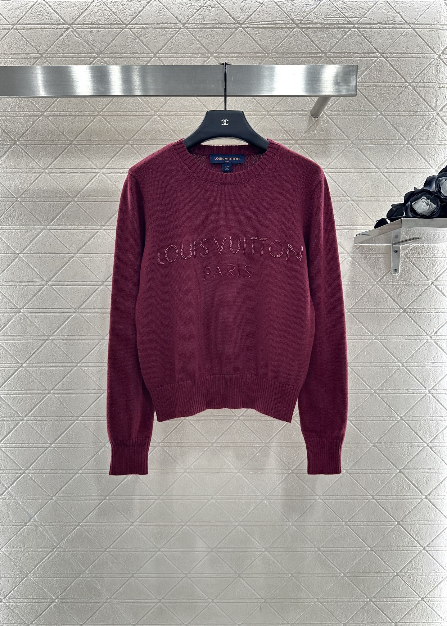 L 25 Beaded letter knitted long sleeves