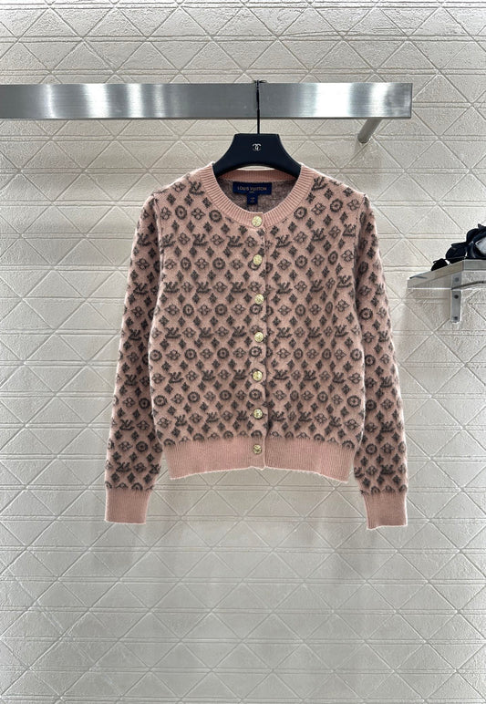 L 25 crew neck jacquard knit cardigan