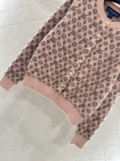 L 25 crew neck jacquard knit cardigan