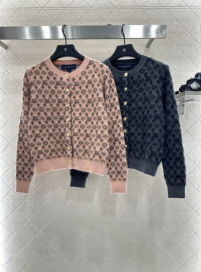 L 25 crew neck jacquard knit cardigan
