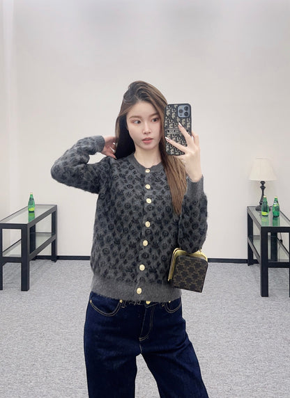 L 25 crew neck jacquard knit cardigan