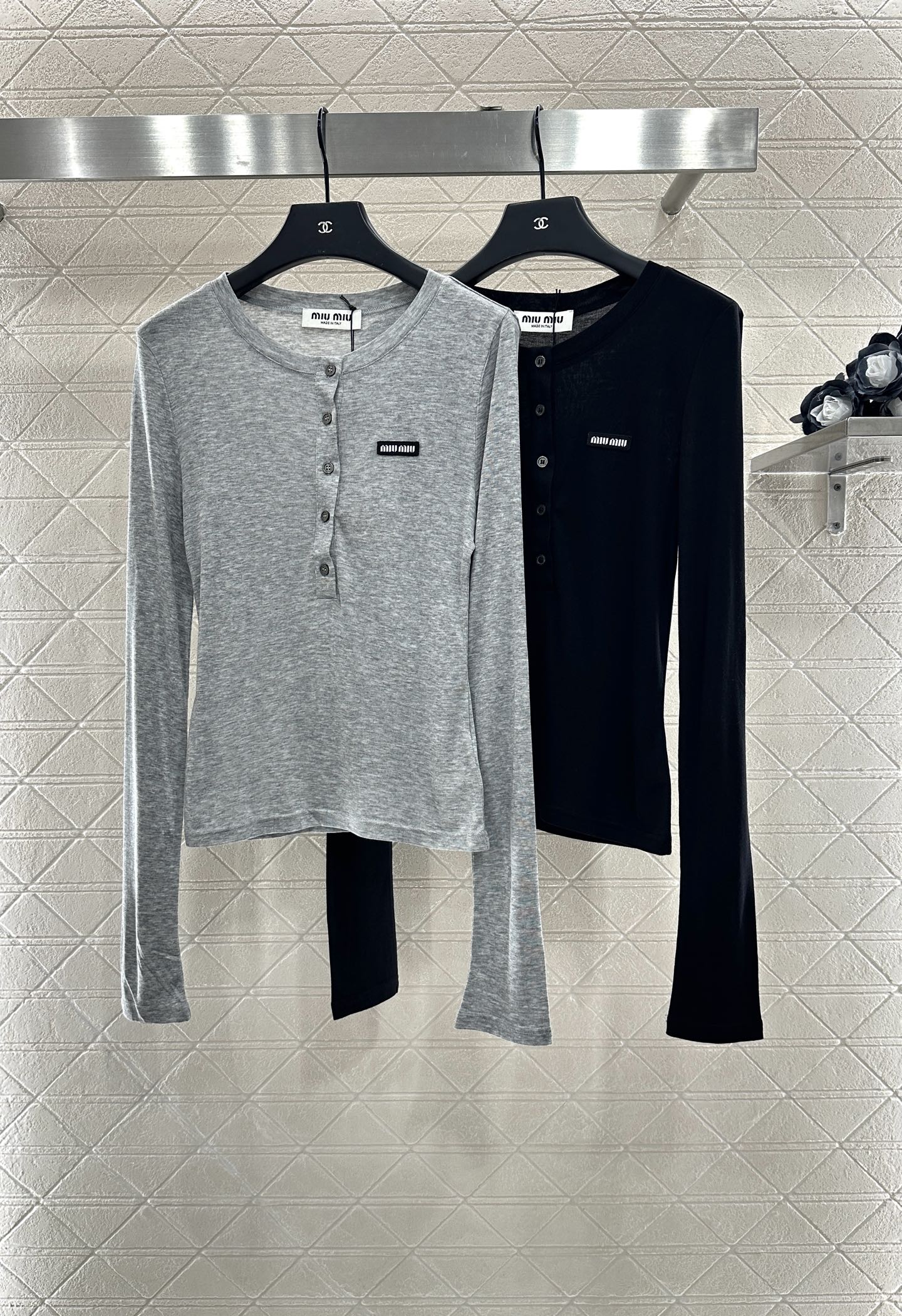 Mi 25 Half-open round neck bottoming shirt
