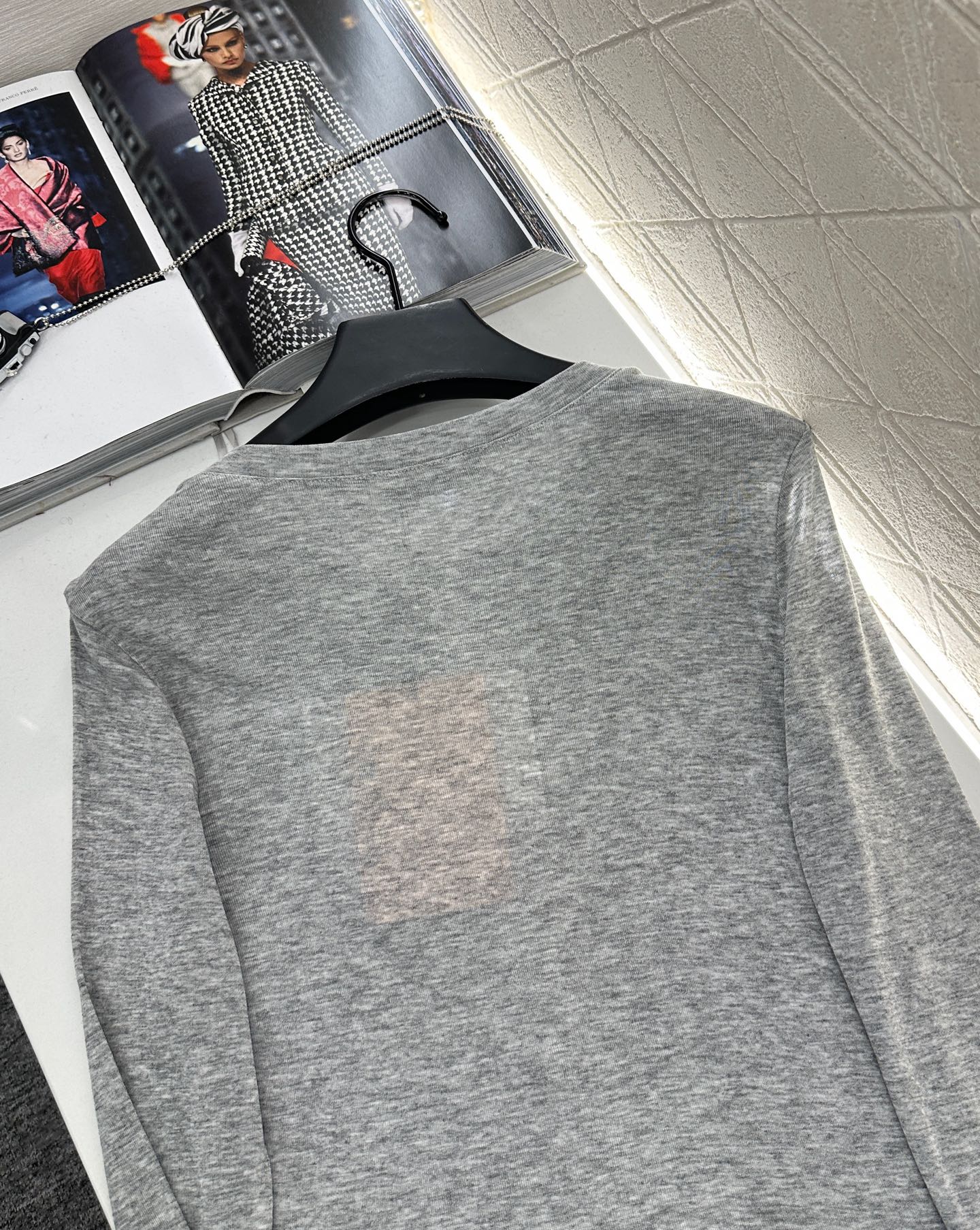 Mi 25 Half-open round neck bottoming shirt