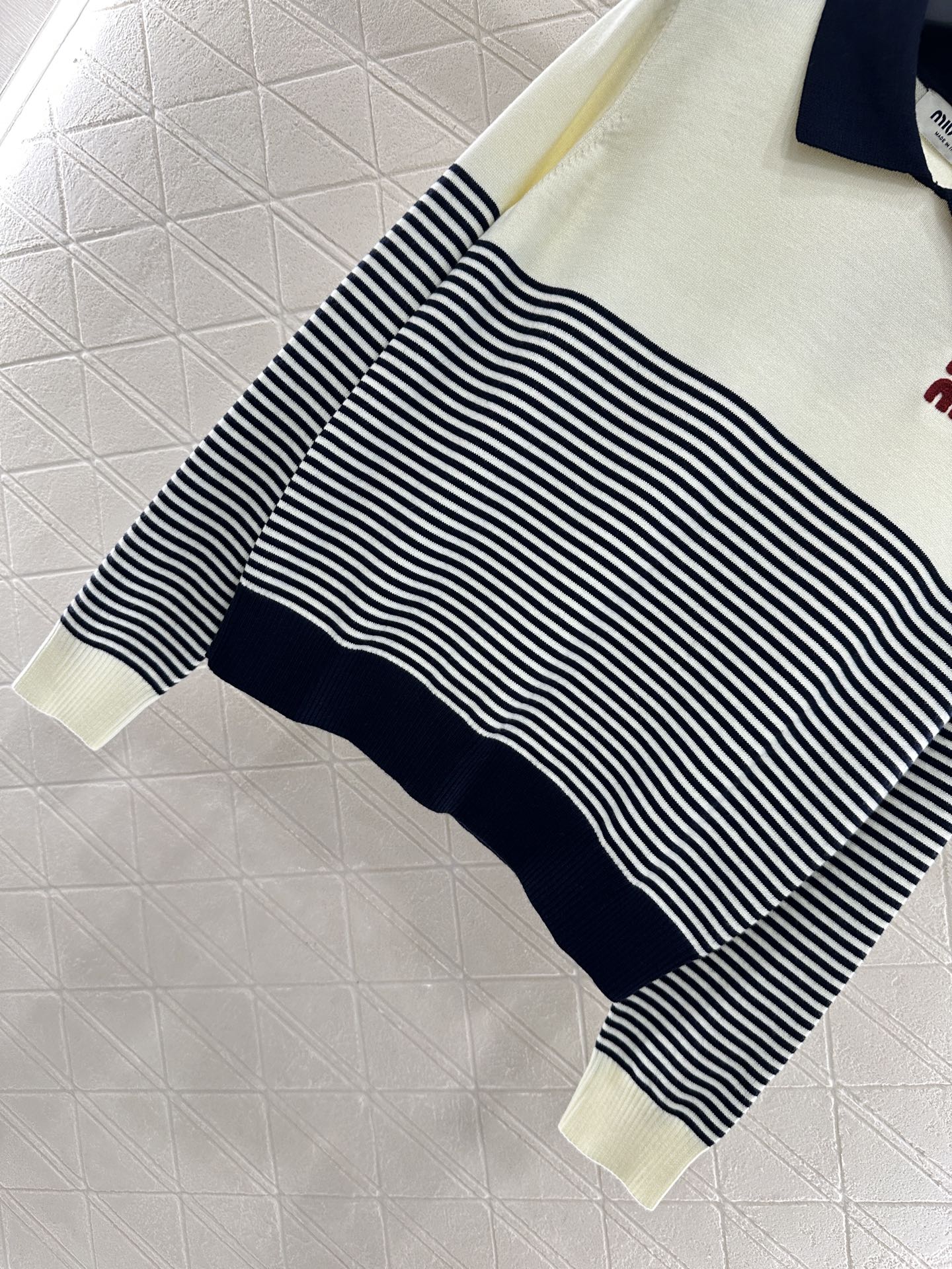 Mi 25 Lapel striped knitted long sleeves