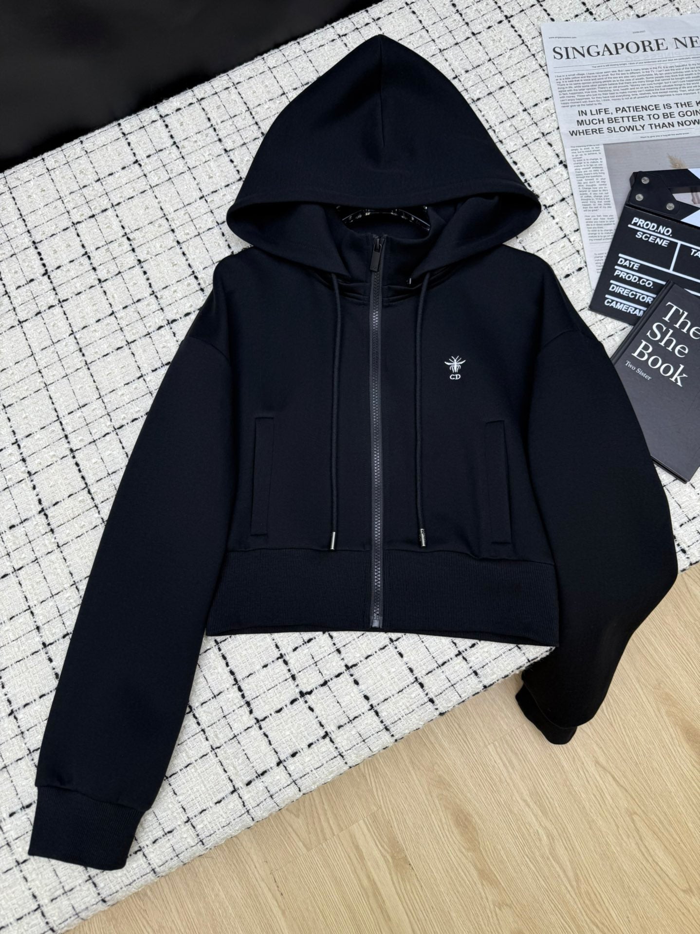 Di 25 Hooded jacket + elastic waist casual pants(white/black)