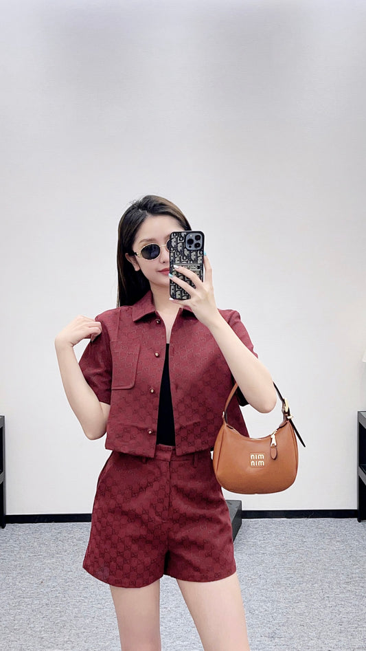 Gu 25 Short-sleeved jacket + shorts set