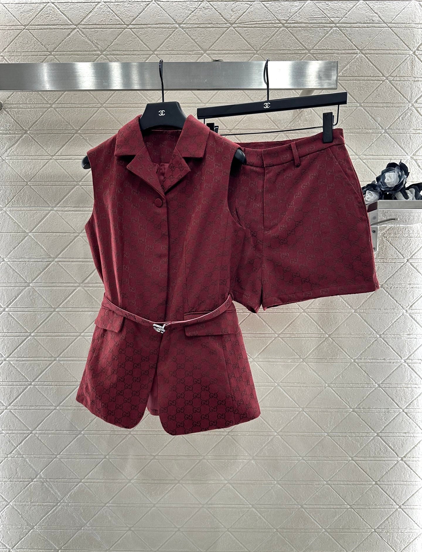 Gu 25 Belt vest shorts set