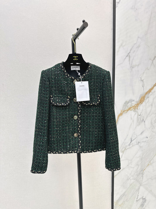 C 25 Trimmed tweed jacket