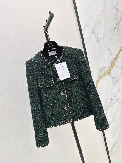 C 25 Trimmed tweed jacket