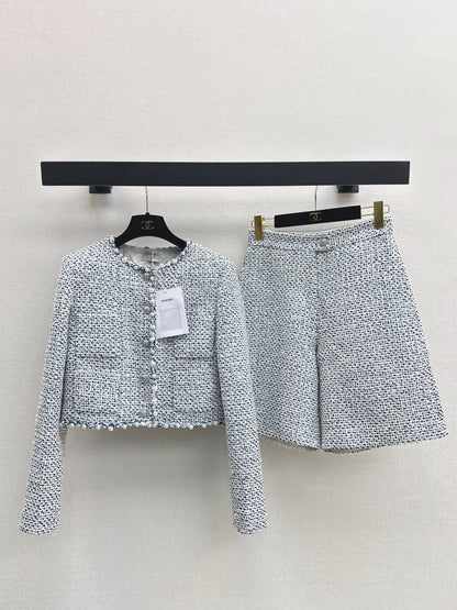C 25fw Beaded silver tweed suit