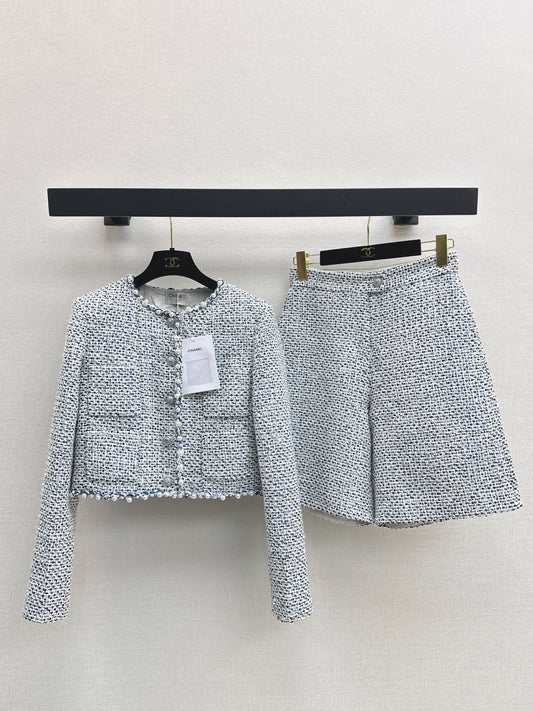 C 25fw Beaded silver tweed suit
