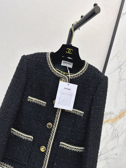 C 25 Trimmed tweed jacket