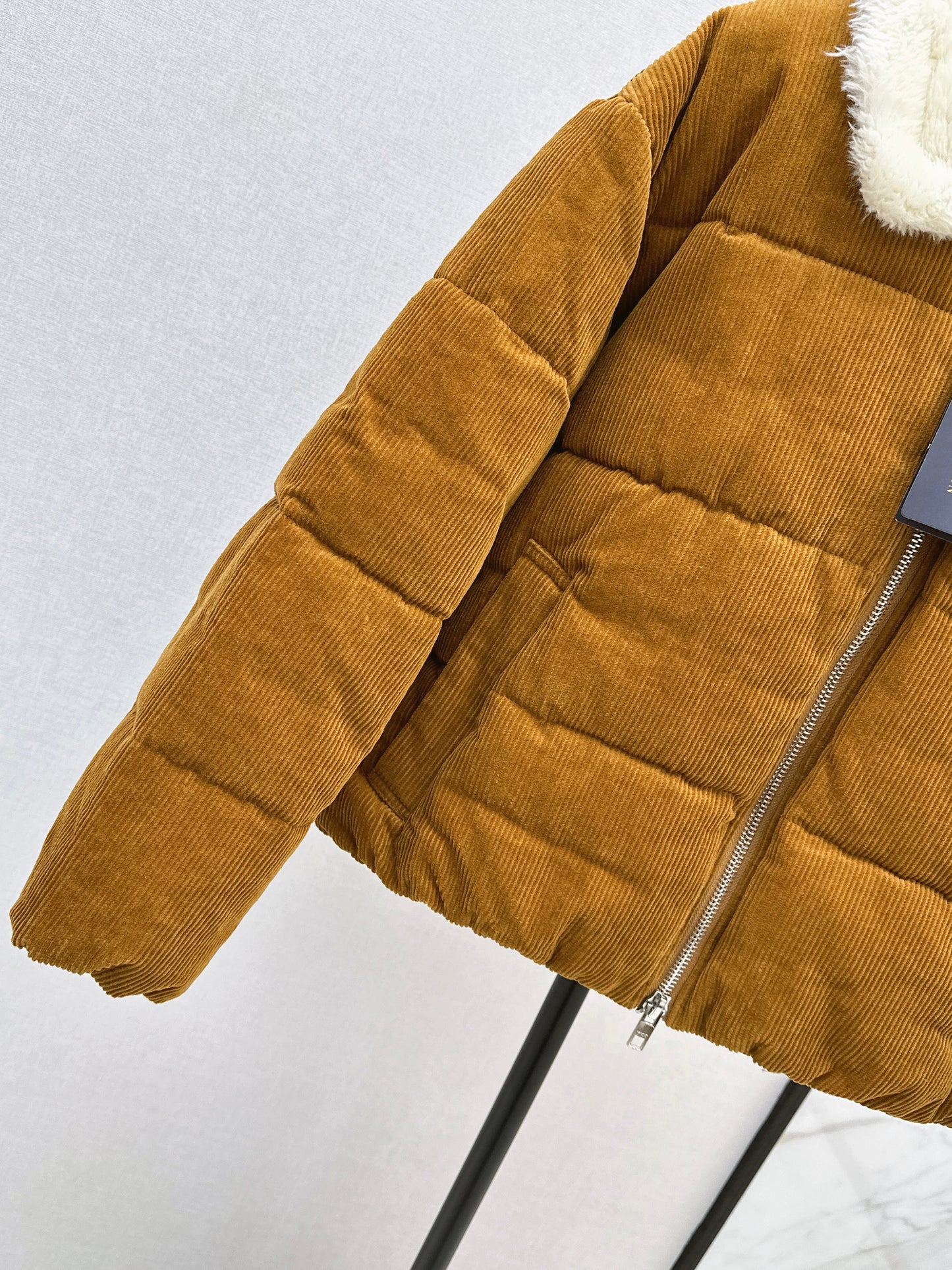 Ral 25 New eco-friendly lambswool corduroy down jacket