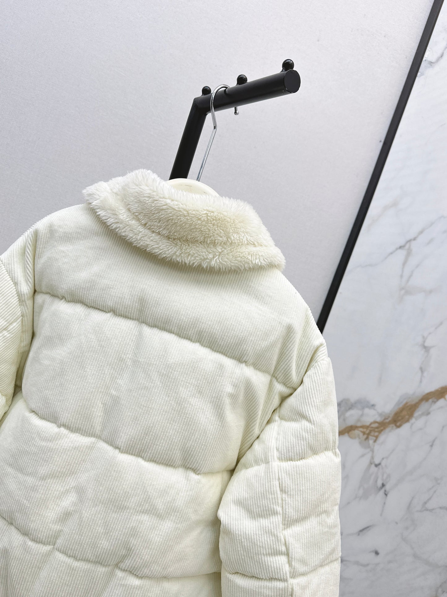 Ral 25 New eco-friendly lambswool corduroy down jacket