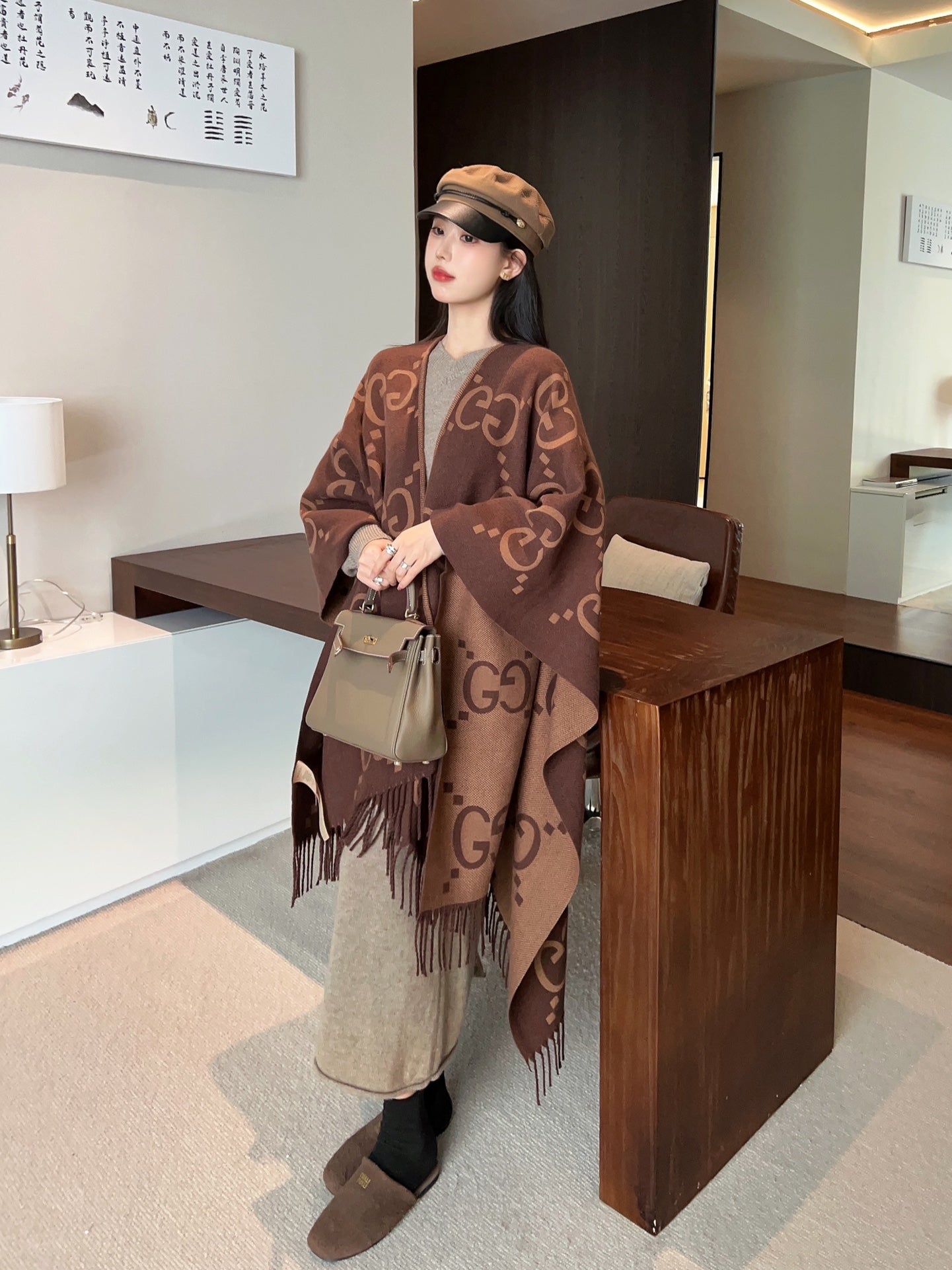 Gu 24 Classic Woven Cape Shawl Coat