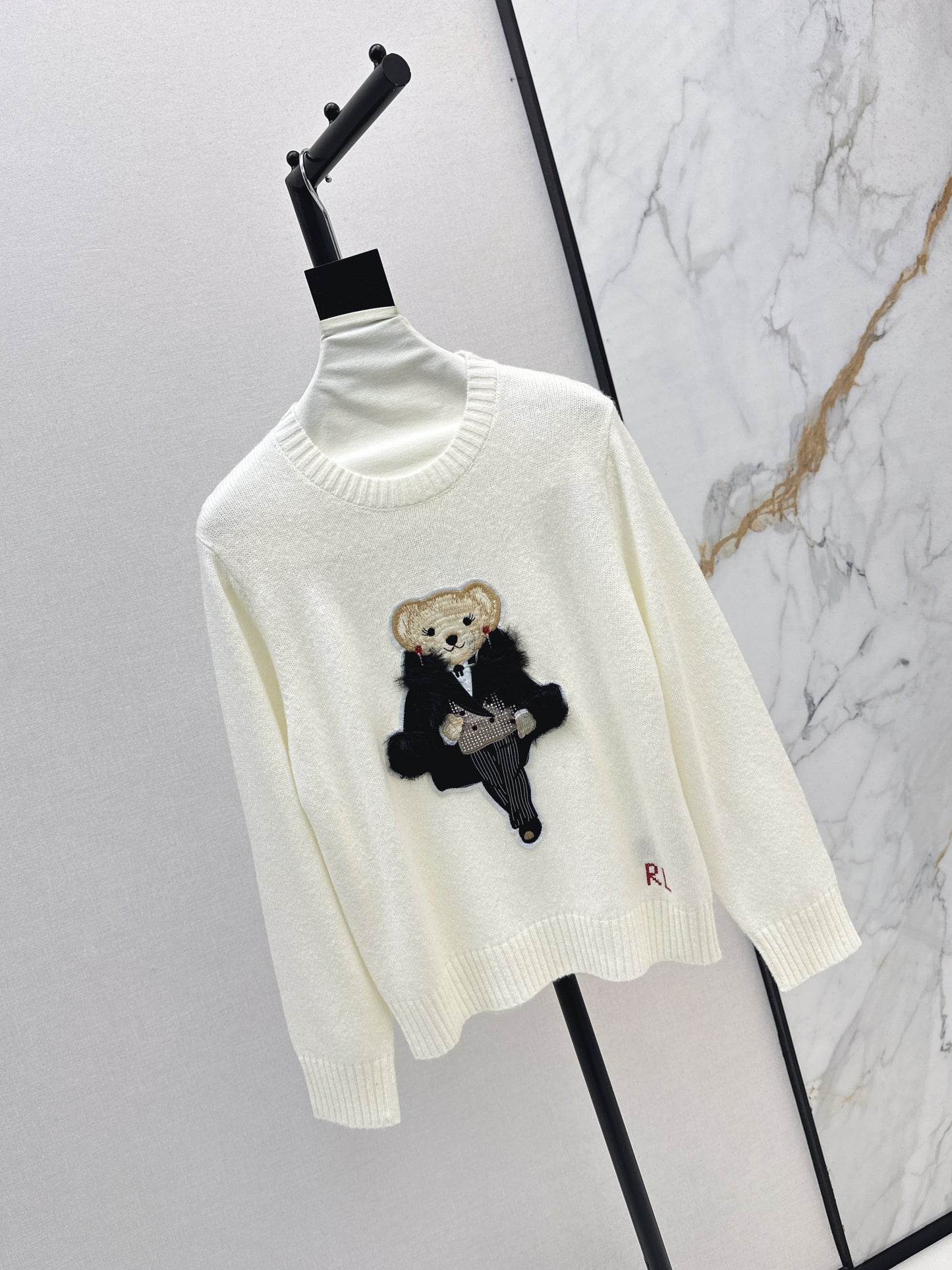 Ral 25 New Bear Embroidered Crew Neck Sweater(white/khaki)