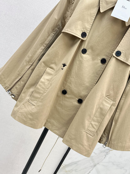 Di 25 Double-breasted cape trench coat