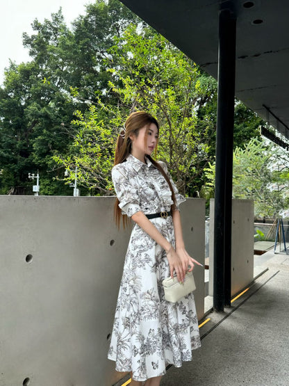 Di 25 Ruffle trim belt dress