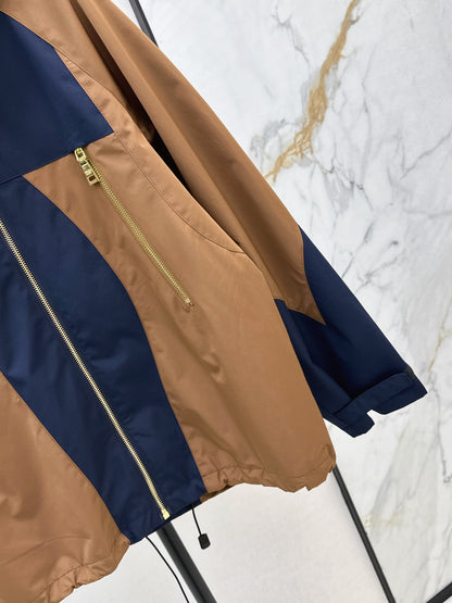 Pra 25 Hooded windbreaker jacket