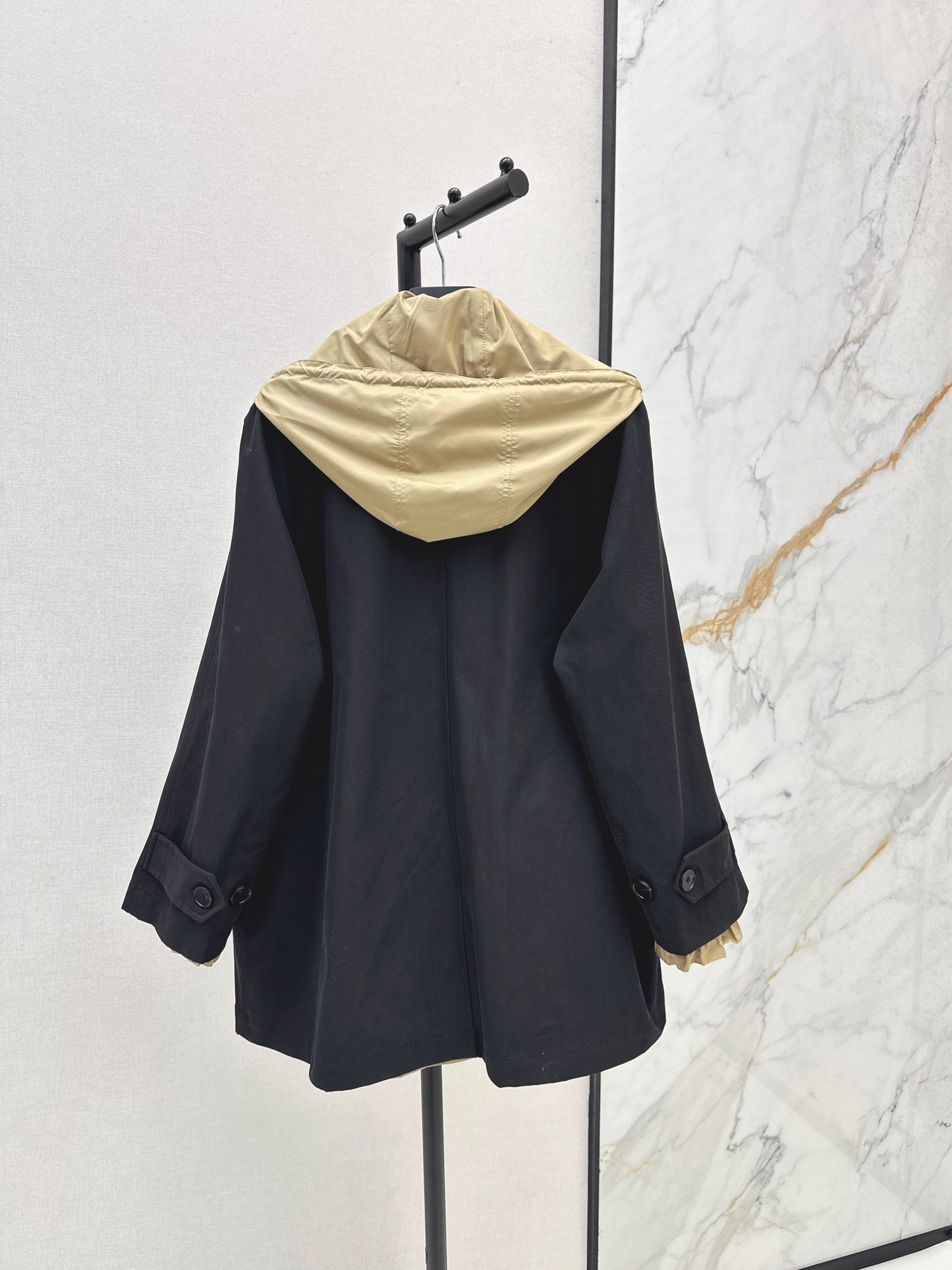 Pra 25 Reversible hooded windbreaker jacket