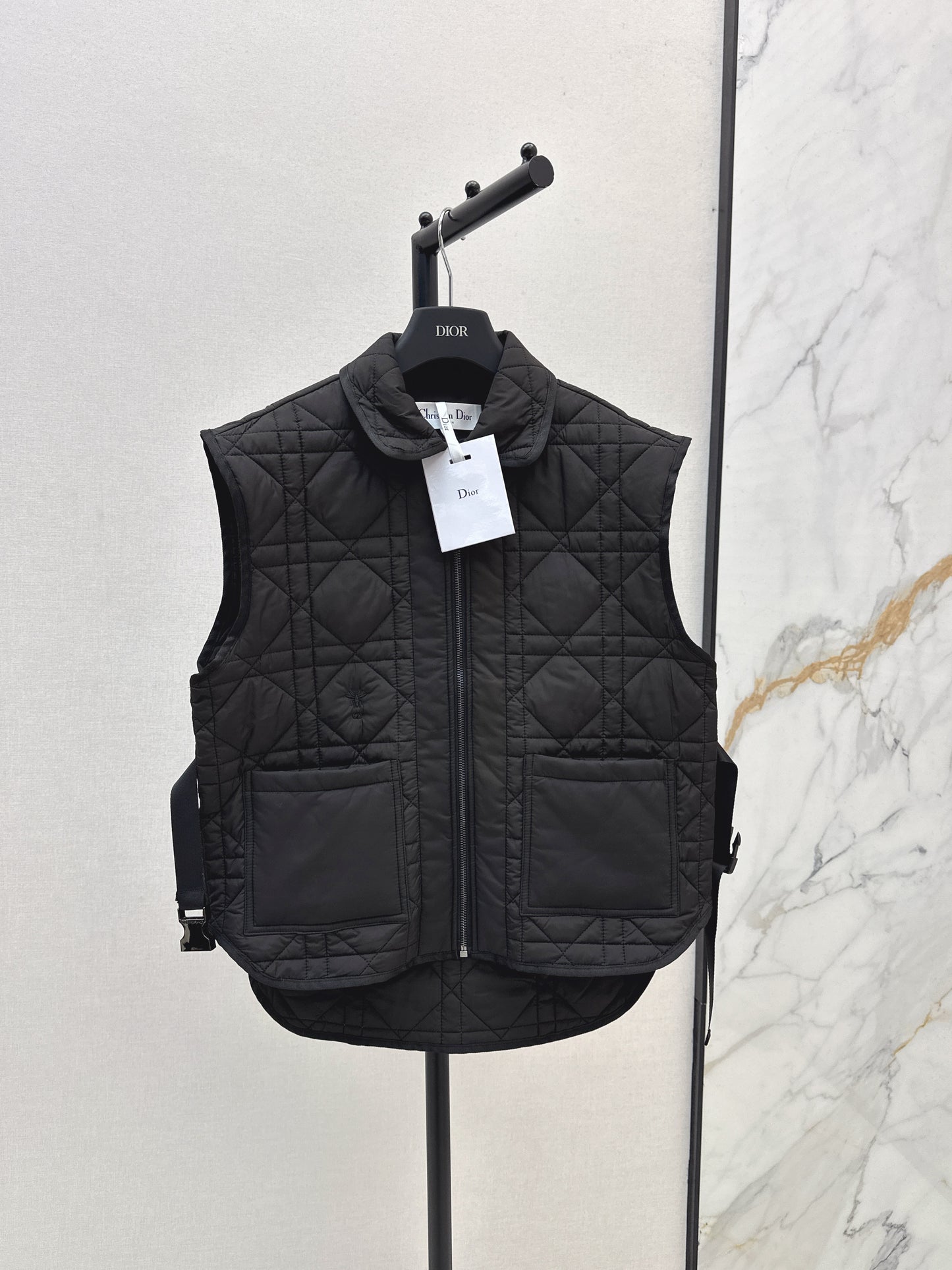 Di 25 New Princess Diana rattan check quilted vest(WHITE/KHAKI/BLACK)