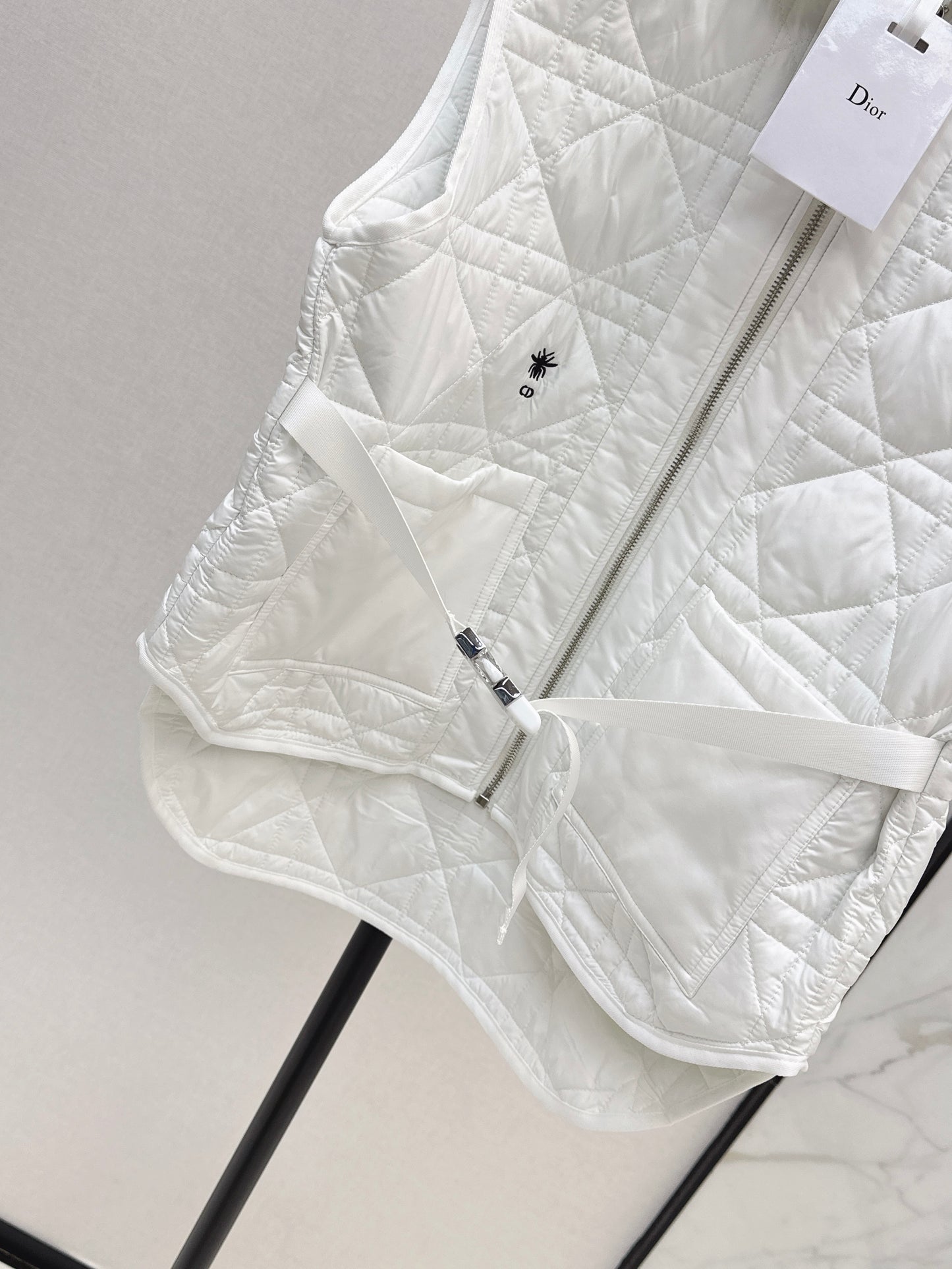 Di 25 New Princess Diana rattan check quilted vest(WHITE/KHAKI/BLACK)