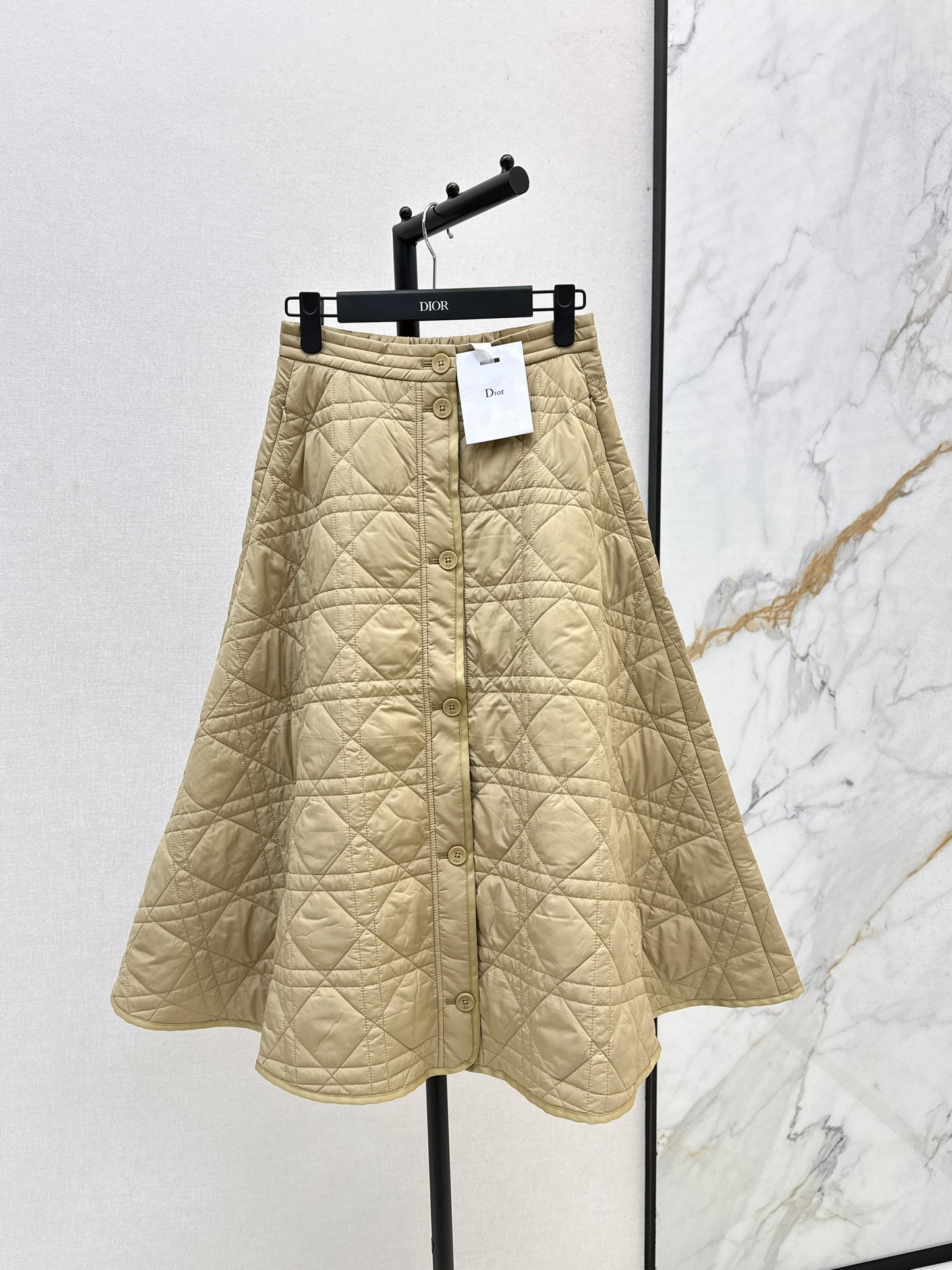 Di 25 Princess Diana rattan check quilted long skirt(WHITE/KHAKI/BLACK)
