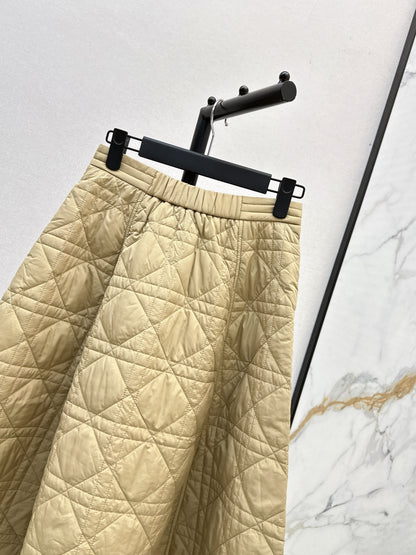Di 25 Princess Diana rattan check quilted long skirt(WHITE/KHAKI/BLACK)