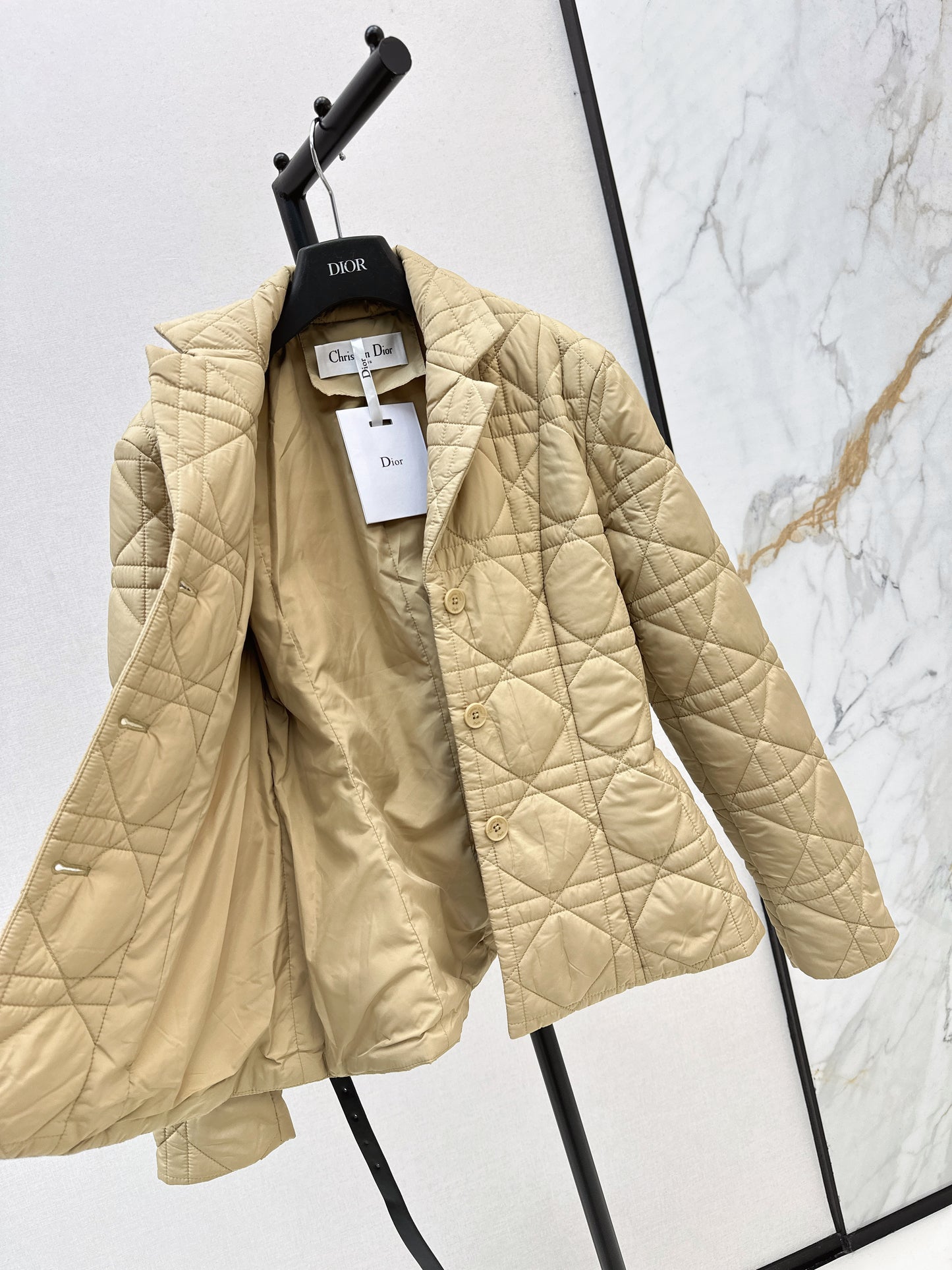 Di 25 cannage padded jacket(WHITE/KHAKI/BLACK)