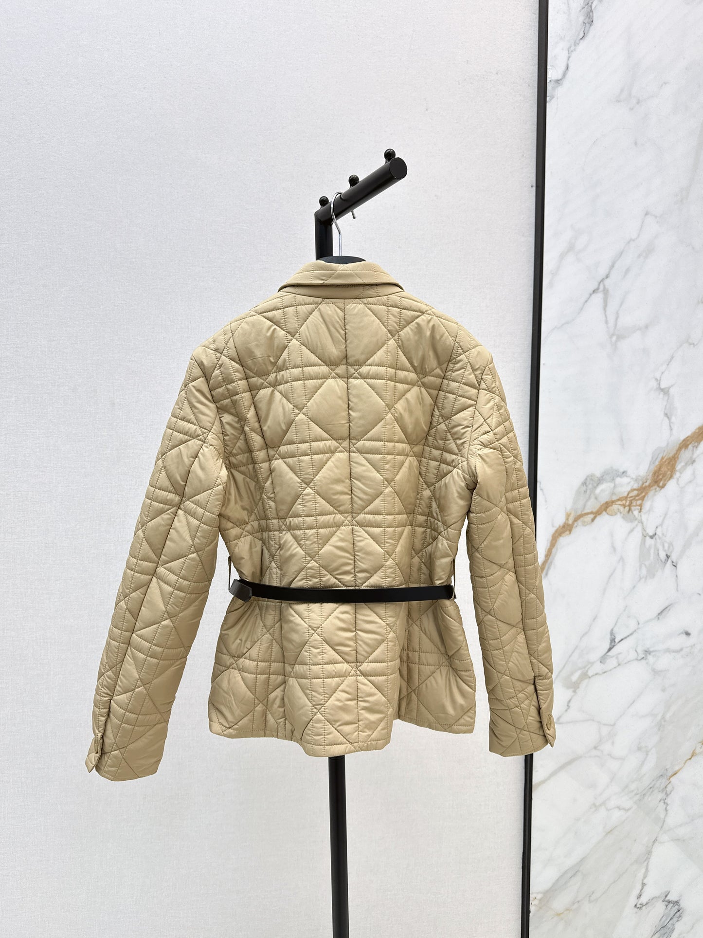 Di 25 cannage padded jacket(WHITE/KHAKI/BLACK)