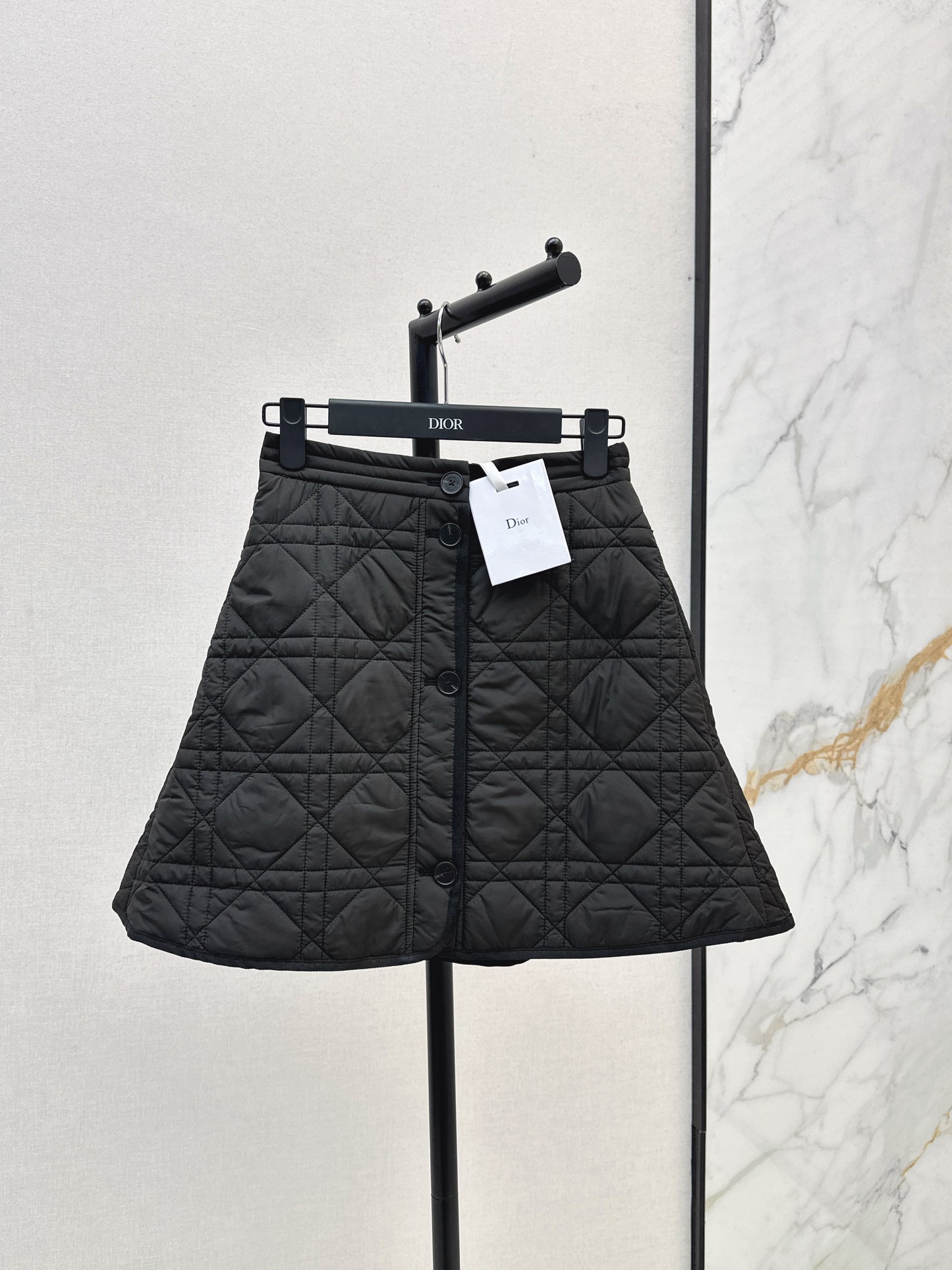 Di 25 Cannage Quilted Short Skirt(WHITE/KHAKI/BLACK)
