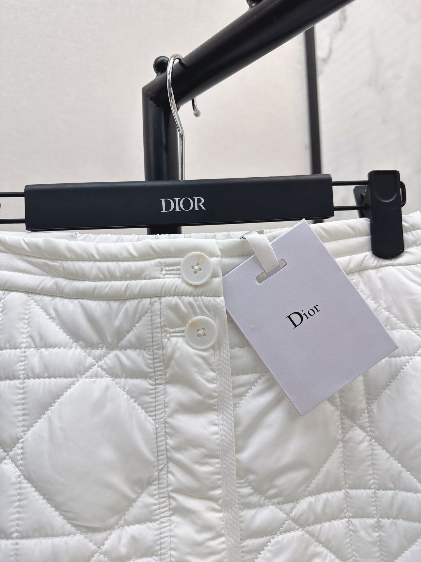 Di 25 Cannage Quilted Short Skirt(WHITE/KHAKI/BLACK)