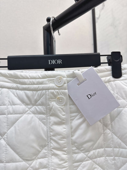 Di 25 Cannage Quilted Short Skirt(WHITE/KHAKI/BLACK)