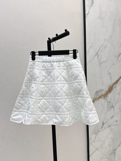 Di 25 Cannage Quilted Short Skirt(WHITE/KHAKI/BLACK)