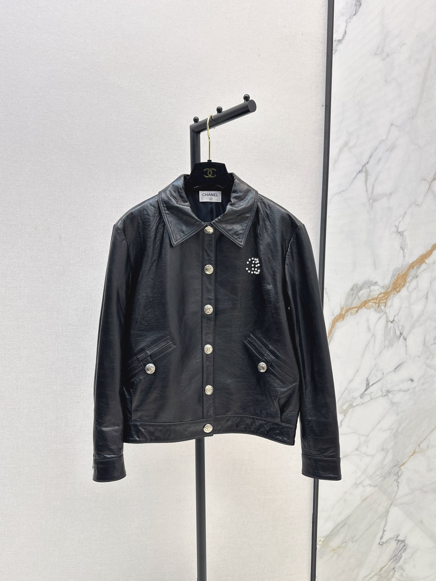C 25 High-end handmade logo beaded sheepskin jacket（BLACK/BLUE/PINK）